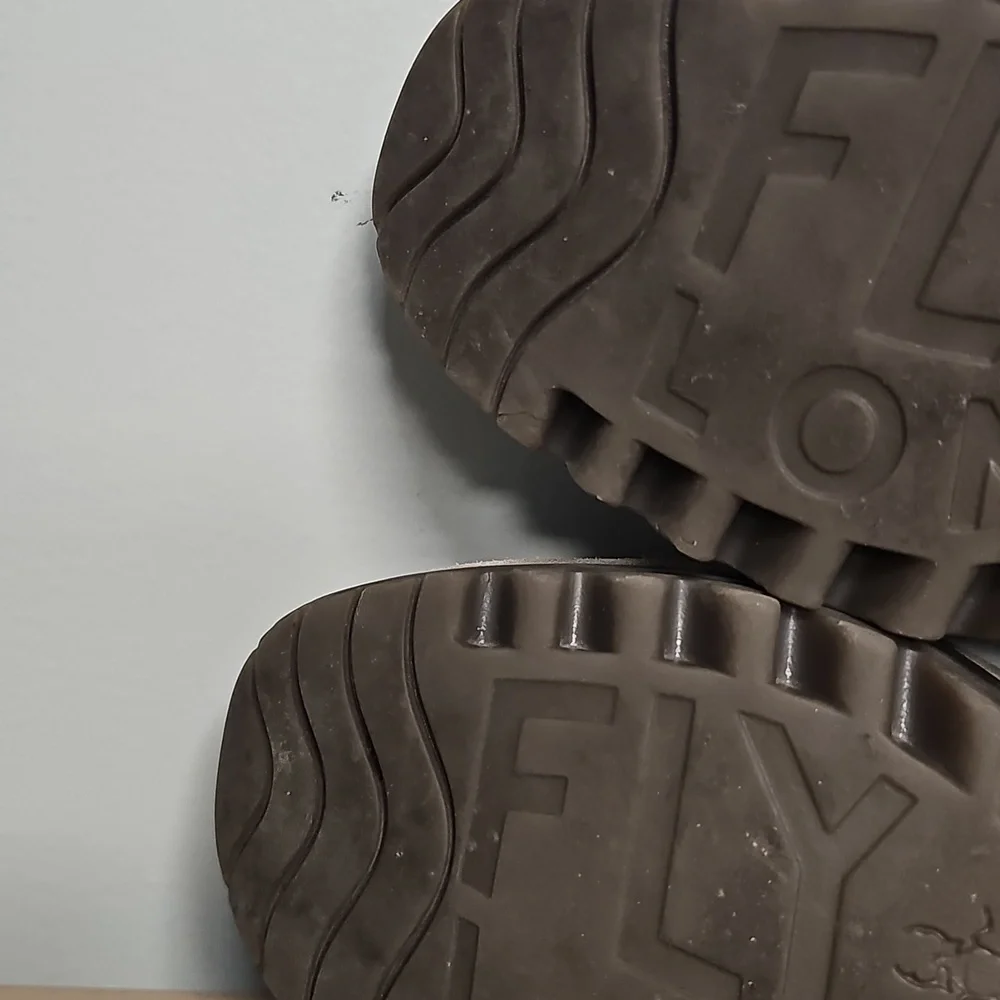 Fly London Yaz Grey Suede Wedge Heels Size 7.5/38 - Picture 11 of 11